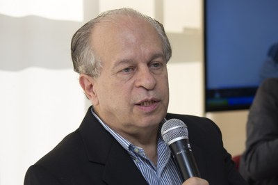 Minister Renato Janine Ribeiro