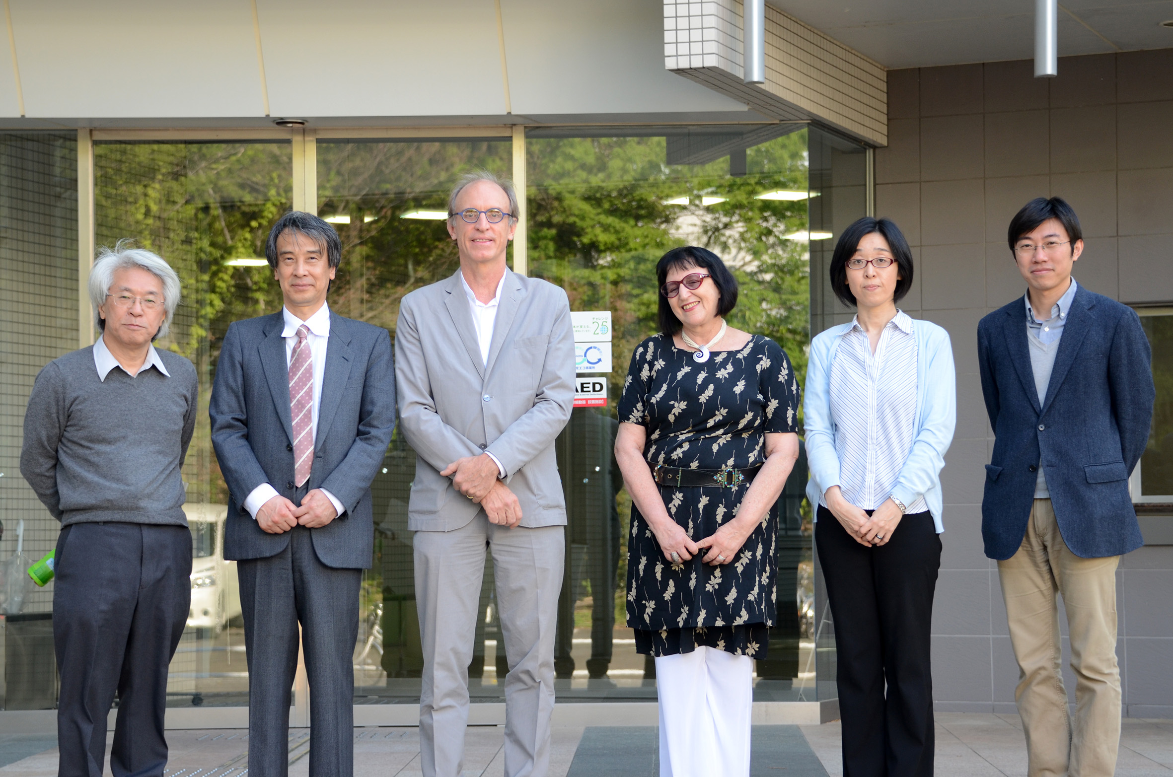 Takao Kondo, Takaho Ando, Martin Grossmann, Regina P. Markus, Takako Ogawa and Dapeng Cai